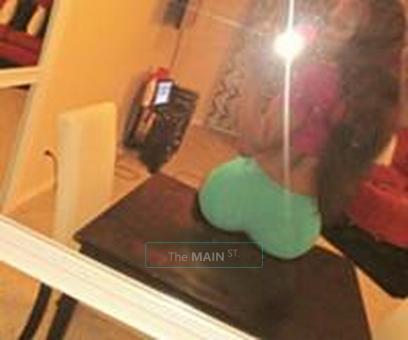 Br@nDy $uPâ‚¬rBr@!n$** B!g 36DD**B!g Ju!Cy pH@t Apple B0tt0m **Prâ‚¬tty F@câ‚¬ ** G!Rl w!T Thâ‚¬ $â‚, 25