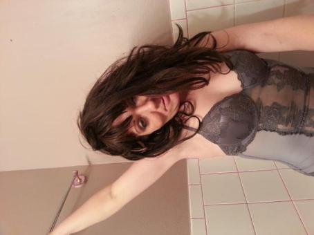 KYLA 330.330.4222, 22
