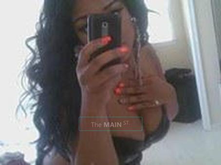 Eva The Go To Girl, 25