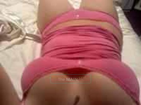 Beautiful Molly Waiting On You To Relax,, Pampered And More !!!, 28