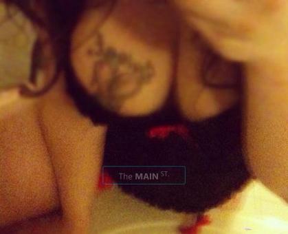 ***NEW*** SeDDuctive , Sensual , Sexy && Super Sweet ... Hot Blue eyed Italian ***NEW***, 24