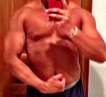 Athletic Black man looking for fun with Women, 22