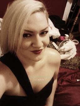 Amazonian Bliss Pro massage w/table Outcalls Only, 23