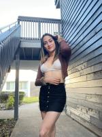 The best trans beauty in town, 32