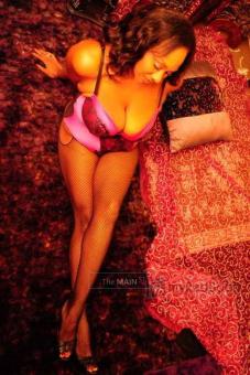★Treat yourself to a 6ft Ebony Goddess w/38H Boobs★ Up Late, 27
