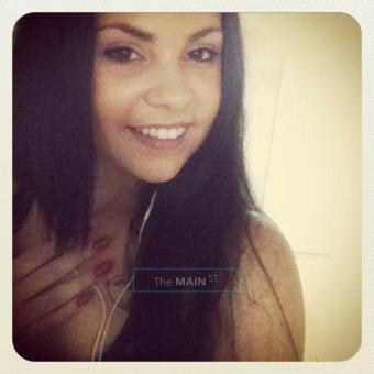 ** NeW ** ? ViSiTiNG ? PeTiTe ? WeLL ReVieWed ? LaTina ? BeAUTy *Williston*, 20