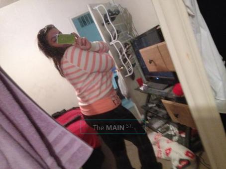 Young attractive girl needs you!, 24
