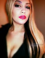 *bEAutiFUl * *CauCASiAn * * BoMbShElL*, 21