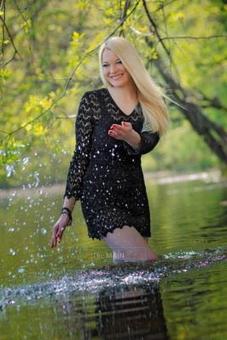 I am a woman full of surprises and very unpre..., 29