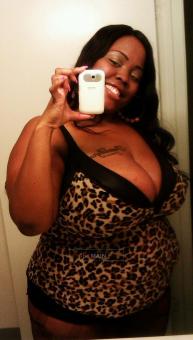 LOOK ► B.B.W BoMbSh3ll A*M*A*ZI*N IS ThE BeSt In ToWn..., 25
