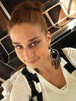 Sexi Samantha coming to brighten up your day ;-) Book Now, 20
