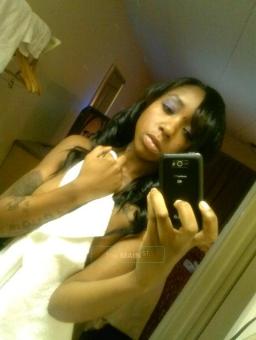 Goodmorning!! come gett a taste of my warm caramel delight, 21