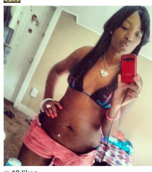 Body rubs plus more !! 8108446333 choose from different chicks NOT AN ESCORT!!!, 23