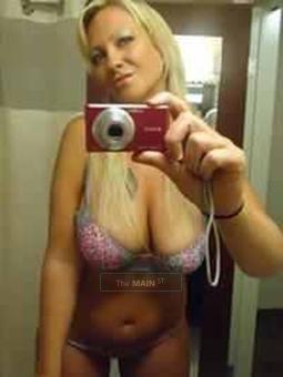 ¯_¯_ W.A.R.N.I.N.G! I.am.ADDICTIVE! ¯_¯_ ?ExPl?sIvE!? •Sm?KiN• *H?T*•BUSTY •*BLONDE•*¨ {$100 SPCL.}, 26
