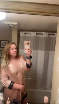 ??Thick and Beautiful TS Lola Diamond Ready to play in JACKSON??, 24