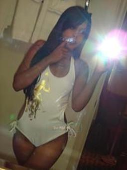 ***CANDI*** truly beautiful ~~~ brunette ~~~classy college student, 23