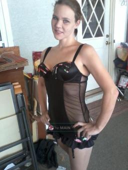 Sexy and petite and brand new to bp!!!, 24
