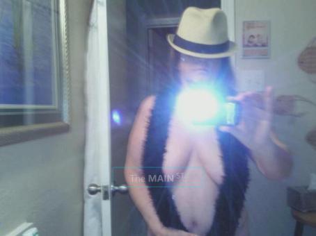 Mature Cougar wants to Play [[ in Your PlayPen ]] Come Treat Me [[ 316 518 6849 ]], 69
