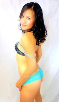 ASIAN BEAUTY ^^^ 55 120lbs ^^^ Brown Hair Blue Eyes *** Monica ***, 21