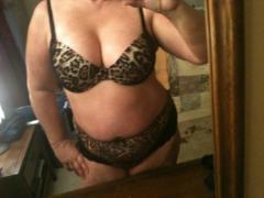 Curvy, Fun & Mature American CMT NEW PICTURES, 49