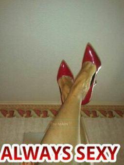 "Im EvErYtHInG $hE !$ NoT" 5135127172 *** 38Dd CHocaLate perfection $60$, 24