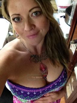 ~Chastity~ Oh baby ive, got what you need...La La La.. MASSAGE, Let me MELT your body in my hands.