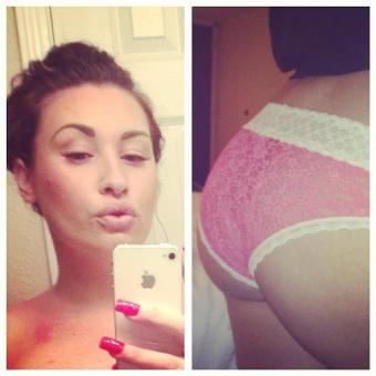 Hot Italian vixen in & outcall specials highly reviewed !, 22
