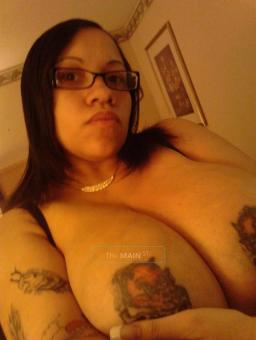 bombshell big breasted italian mixed godess, 27