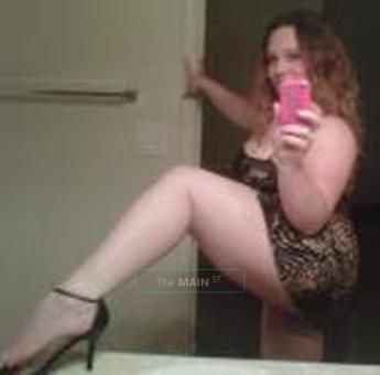 Looking for a Date tonight? Fun, Outgoing, Sexy, 46