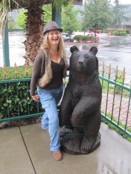 Youll Dream of Golden Jeannie!, 44