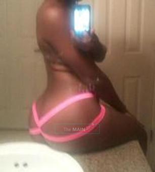 Am I Lady U Would Like To Hang Out With On This Chilly Night!Im Waitin Upscale Men Military Specials, 19