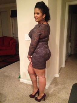 Come and Relax and feel the Hands of Sexy Dominican Mami, 28