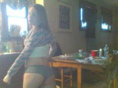 sexy blonde lookin to have some fun..., 22
