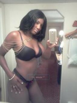 NEW California 6 footer bombshell.... Ready to play call now 24/7, 24