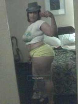2 BADD Thick Redbonez... Up Late n Ready 2 PLAY!!! Bigg Butt Bonnie n Exotic Faith, 21