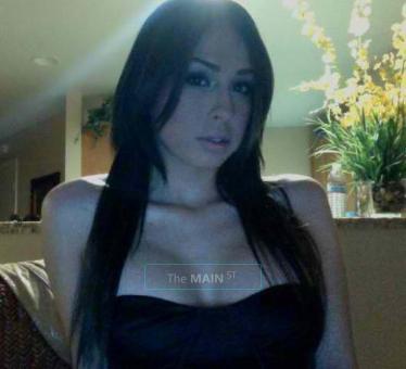 -------- B U S T Y ------- Brunette -------- B A B E ---------> âœ¨âœ¨âœ¨âœ¨âœ¨, 22