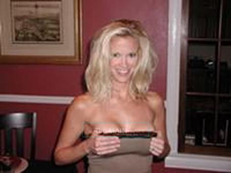 âœ­ ExPeRienCeD LaDY âœ­ NO AgeNCy _______ NOT a CLoCkWatCheR âœ­, 27