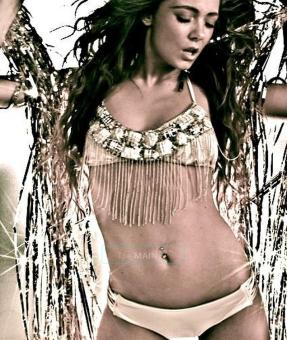 Step away from REALITY and into a HOT BEACH!!! Our GORGEOUS specialist are here til MIDNIGHT!!, 22