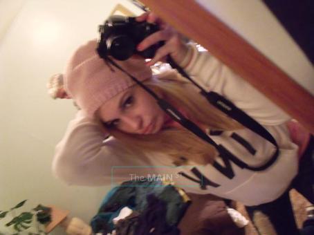 ~WhEn*U*CoMe C* me* U*WOnT*~*WaNa * LeAvE * Me, 22