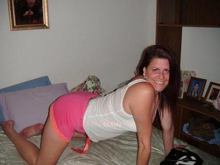 CAUCASIAN GIRL******Just Visiting 2day & 2moro! Military DISCOUNT, 33