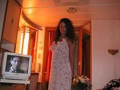 Come relax with a massage by a beautiful woman, 32