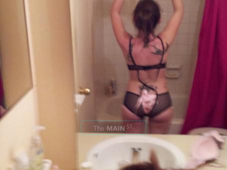 Katt..(Girl Next Door Playmate), 22