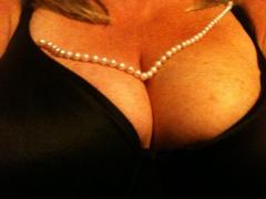 Upscale, Elegant, Classy Blonde (Natural 38G), 40