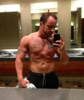 Sexy Very Fit Male Looking to Serve, 28