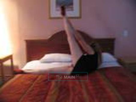 MuJaDo!!! WhItE AnD mExIcAn LatiNa!!! 150 SpC... Se HaBlA eSpAnOl, 21