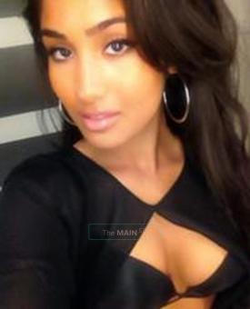 ?? Available 2night lovely Brittany, 22