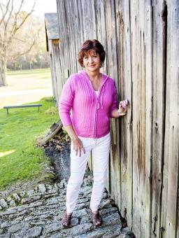 MATURE and Sensual- VICKI is waiting to get her HANDS ON YOU!, 49