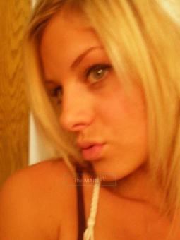 ((â™¥ â™¥ GREEN EYED â™¥ â™¥ )) : : (( â™¥ â™¥ LATENIGHT SPECIALSâ™¥ â™¥ )) : : (( â™¥ â™¥BLONDE VIX, 22