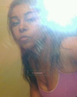 Hi im Lisa available for outcall. Busty Exotic Latina, 25