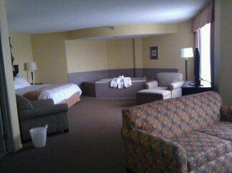 Leann Back in Duluth/Cloquet area NOW! Escape with a Mature Diamond in the Rough